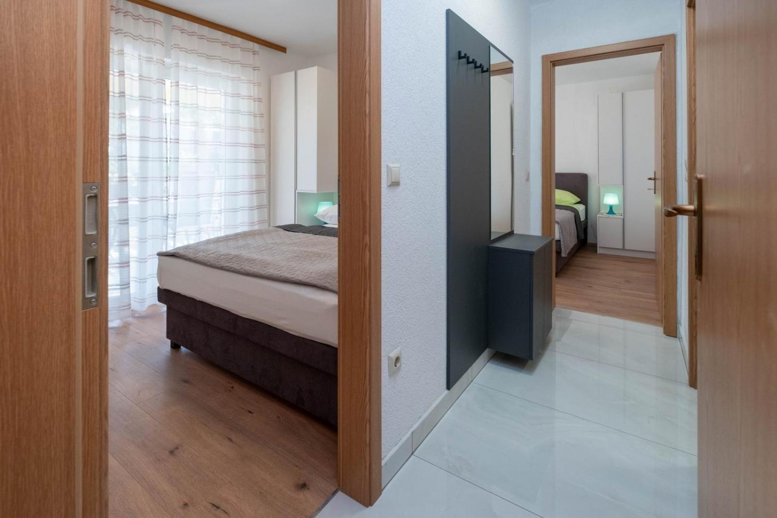 Apartments Serbecic Малинська Екстер'єр фото