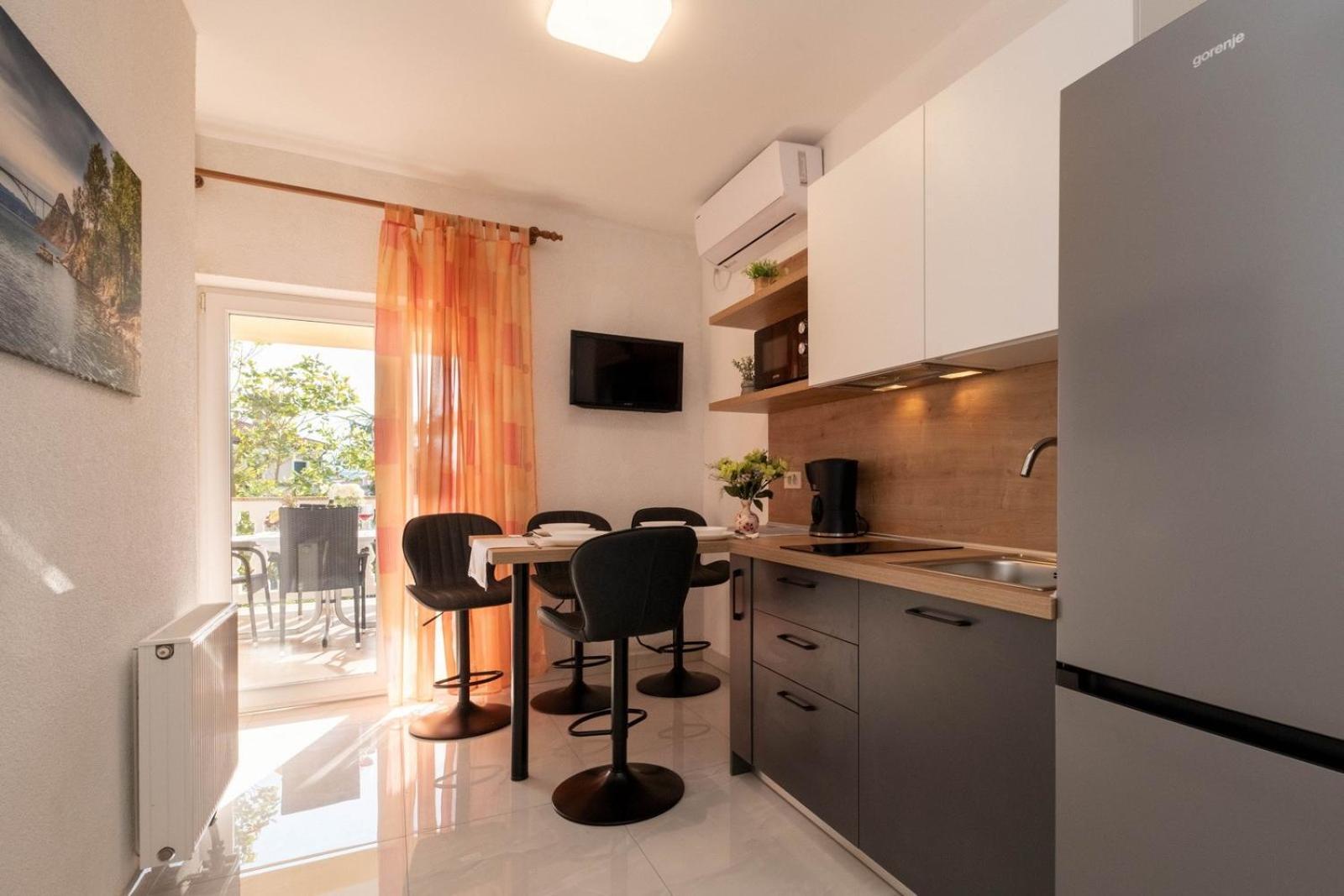 Apartments Serbecic Малинська Екстер'єр фото